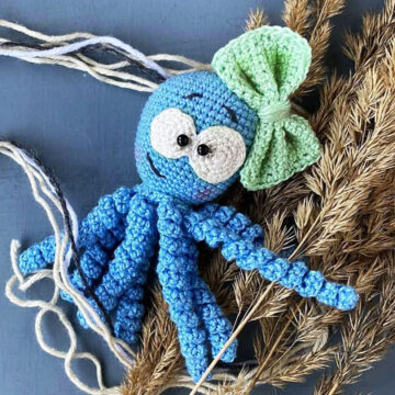 Crochet Little Blue Octopus Amigurumi PDF Pattern (2)