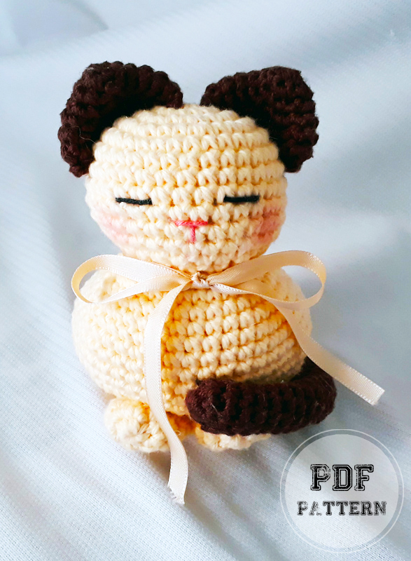 Cute Crochet Kitty Amigurumi PDF Pattern (1)