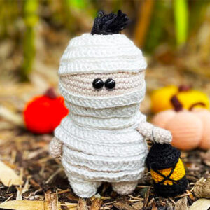 Easy Crochet Halloween Mummy PDF Amigurumi Pattern (1)