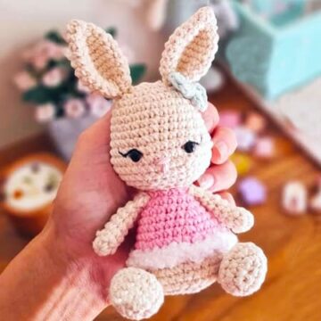 Crochet Bunny in Pink Dress PDF Pattern (1)