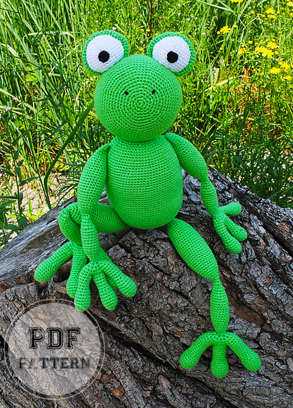 Crochet Master Frog Amigurumi PDF Pattern (1)