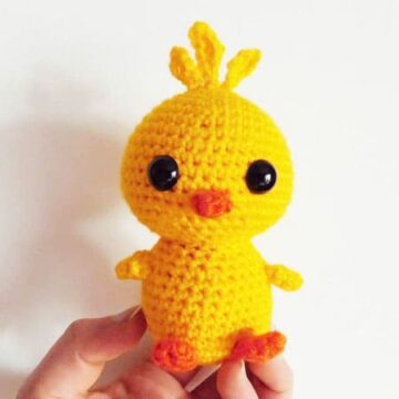 Keychain Crochet Chick Amigurumi PDF Pattern (1)