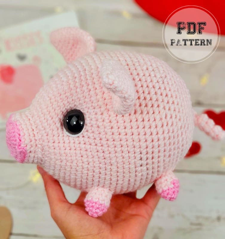 Chibi Crochet Pig PDF Amigurumi Free Pattern (2)