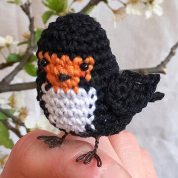 Crochet Sparrow Amigurumi Free PDF Pattern (1)