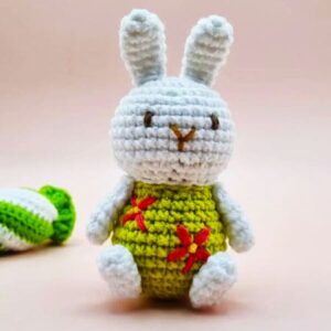 Easy Easter Crochet Bunny Amigurumi PDF Pattern (1)