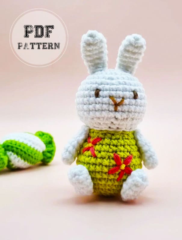 Easy Easter Crochet Bunny Amigurumi PDF Pattern (2)