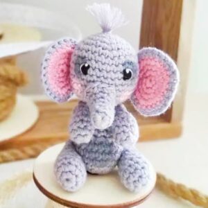 Easy Elephant Crochet Keychain PDF Amigurumi Pattern (1)