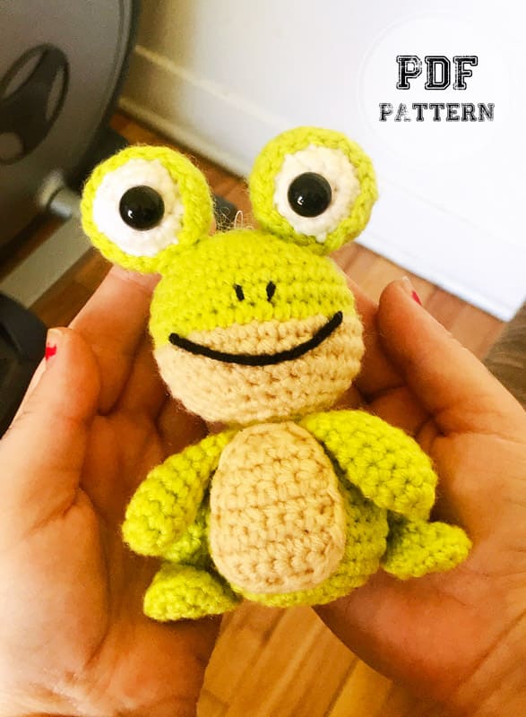 Little Cute Frog Amigurumi PDF Free Pattern (2)
