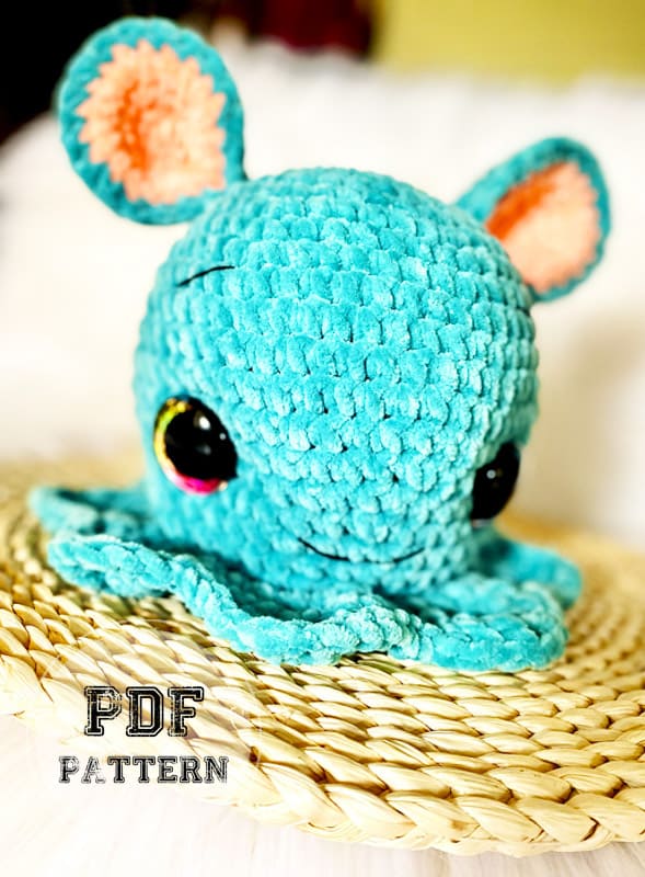 Plush Blue Little Octopus Amigurumi PDF Pattern (2)