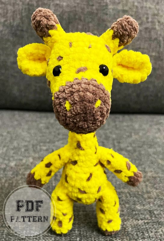Plush Little Crochet Giraffe Amigurumi PDF Pattern (2)