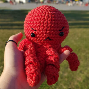 Red Crochet Octopus Amigurumi PDF Free Pattern (1)