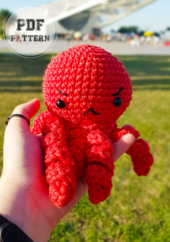 Red Crochet Octopus Amigurumi PDF Free Pattern (2)