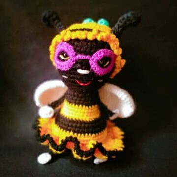 Zoi the Bee Amigurumi Crochet PDF Pattern (1)