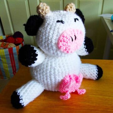 Chibi Crochet Cow Amigurumi PDF Pattern (1)