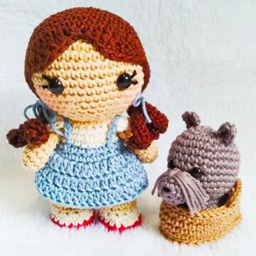 Cute Doll with Little Dog Amigurumi PDF Free Pattern (1)