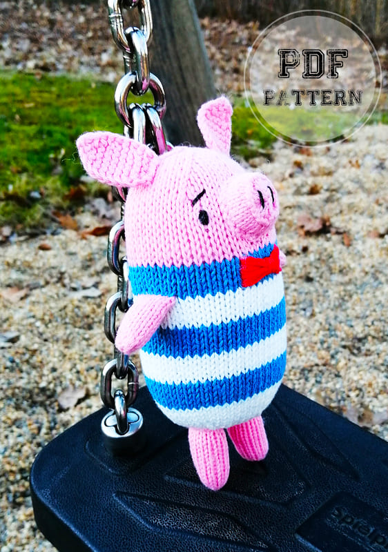Cute Knitting Pig Amigurumi toy Free PDF Pattern (2)