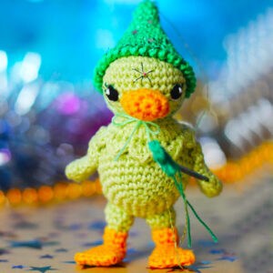 Green Duck with Hat Amigurumi PDF Free Pattern (1)