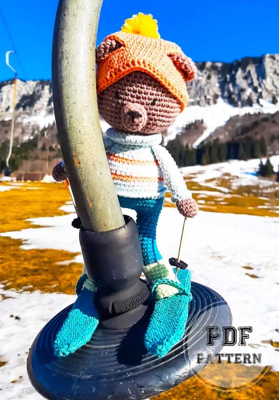 Skier Crochet Bear Amigurumi PDF Free Pattern (2)