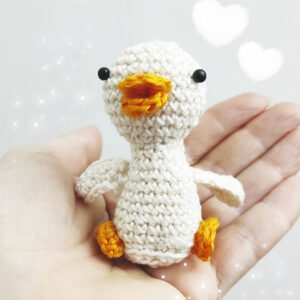 Beginner Baby Duck Crochet Amigurumi Pattern (1)