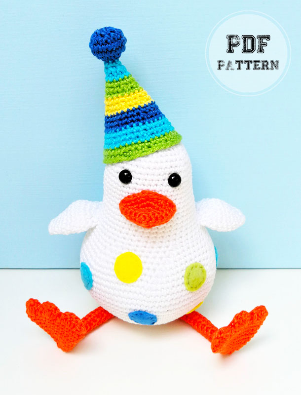 Birthday Seagull Crochet Amigurumi PDF Pattern (1)