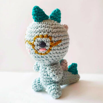 Little Dinosaur for Beginner Amigurumi Free Pattern (1)