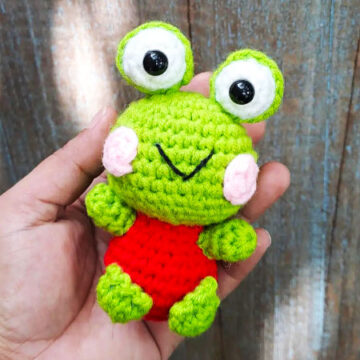 Crochet Frog For Beginners Free Pattern (1)