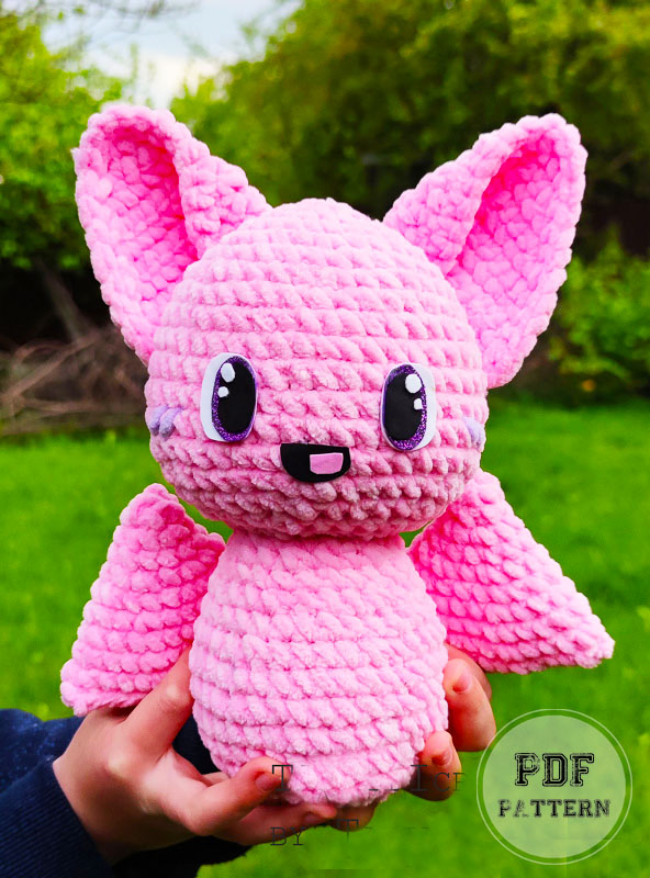 Plush Pink Crochet Bat Free Amigurumi Pattern (2)