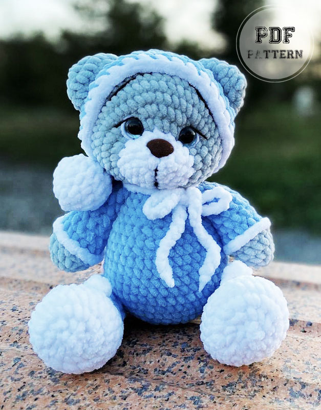 Plush Teddy Bear with Hat Free Amigurumi Pattern (2)