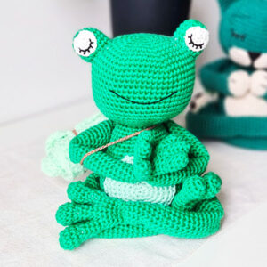 Yogi Frog Crochet Amigurumi Free PDF Pattern (1)