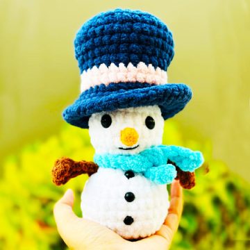 John Snowman Crochet Winter Doll Amigurumi Pattern (1)