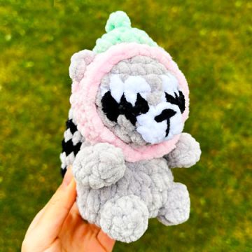 Strawberry Raccoon Free PDF Pattern (1)