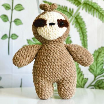Crochet Plush Sloth for Beginners Free PDF Pattern (1)