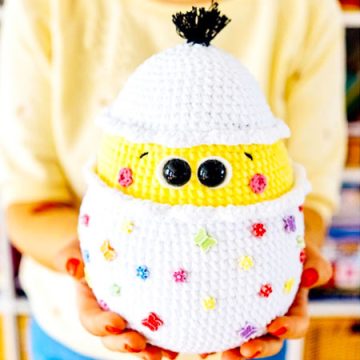 Crochet Big Easter Egg Free PDF Pattern (1)