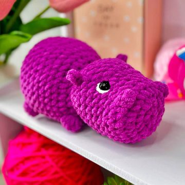 Crochet Dark Pink Beginner Hippo Free PDF Pattern (1)