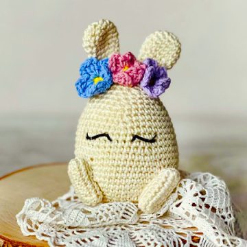 Crochet Easter Egg Bunny Free Pattern (1)