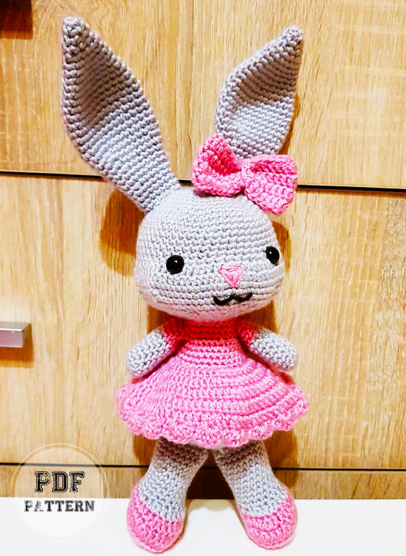 Cute Bunny Crochet Doll Free Amigurumi Pattern (2)