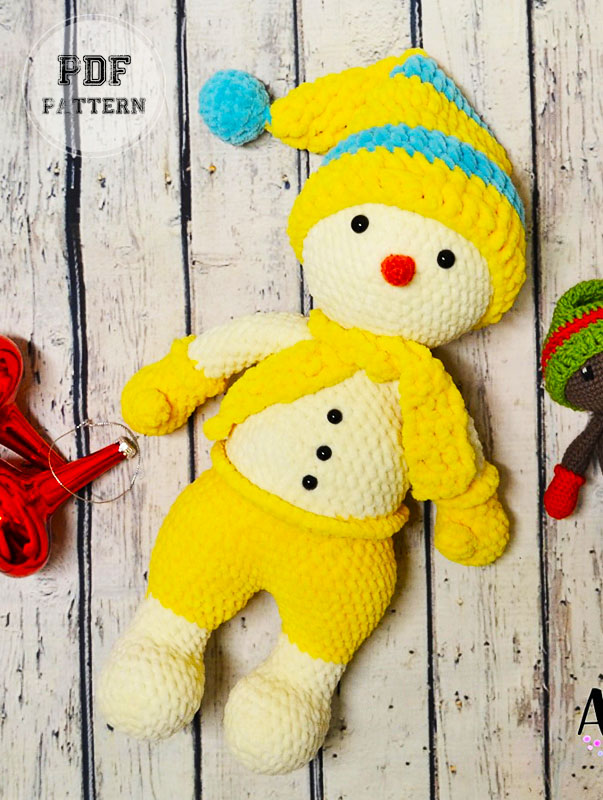 Yellow Plush Snowman Free Amigurumi Pattern (1)