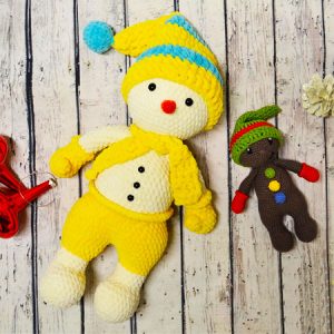 Yellow Plush Snowman Free Amigurumi Pattern (2)