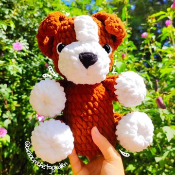 Beginner Plush Dog Sammy Free PDF Pattern (1)