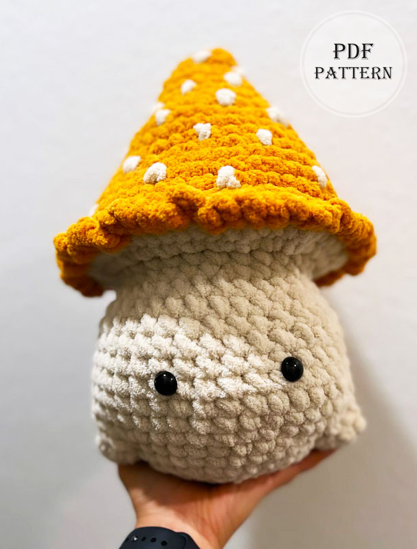 Big Plush Mushroom Free PDF Pattern (2)