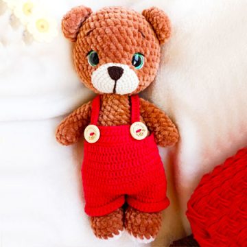 Bear in Red Overalls Crochet Amigurumi Pattern (2)