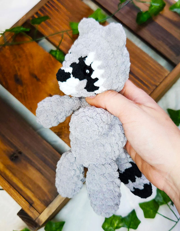 Amigurumi Raccoon Eric for Beginners PDF Pattern (2)