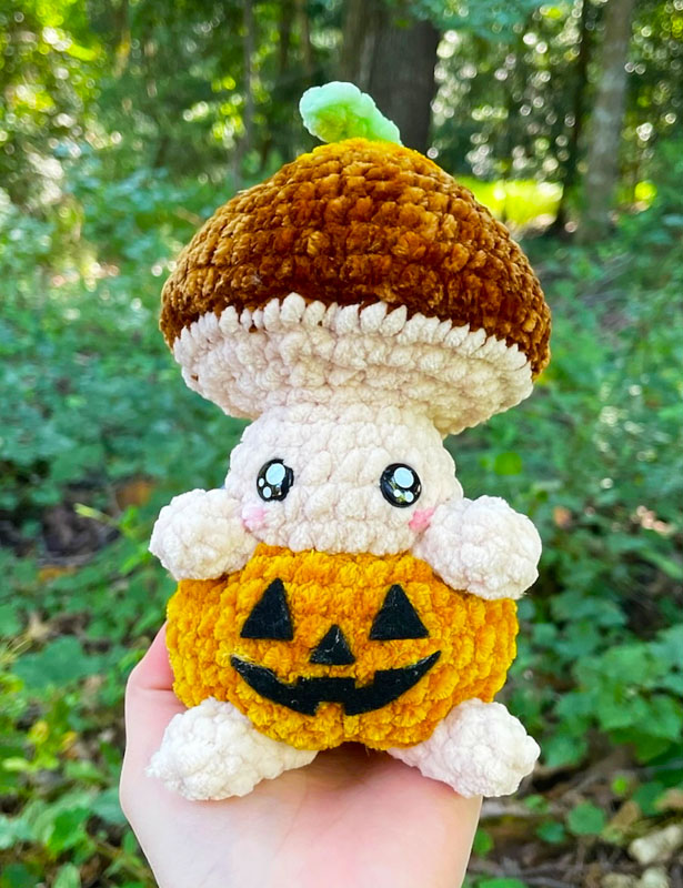 Crochet Pumpkin Mushroom Doll for Halloween Pattern (2)