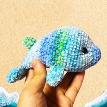 Plush Baby Dolphin PDF Amigurumi Pattern (2)