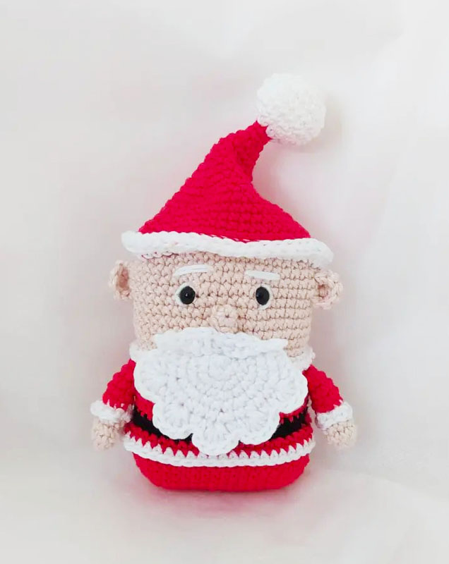 Mini Crochet Santa Claus Doll PDF Free Pattern (2)