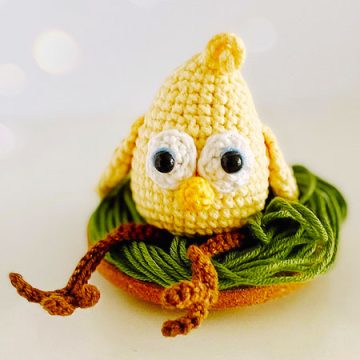 Thin Legged Chick Keychain Crochet PDF Pattern (1)