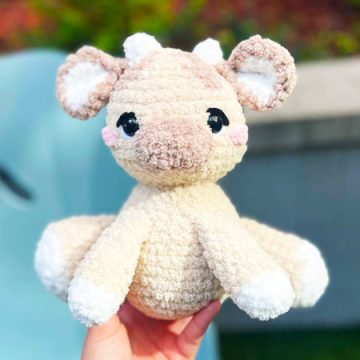 Handmade Crochet Cow Amigurumi Toy Pattern (1)