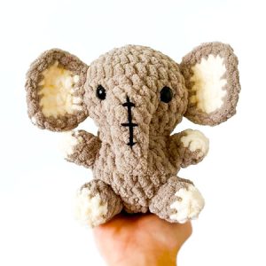 Plush Elphant Molly Free PDF Pattern (1)