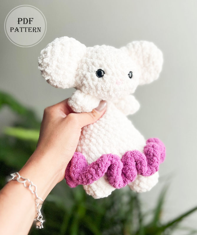 Ballerina Mouse with Skirt Amigurumi Pattern (2)